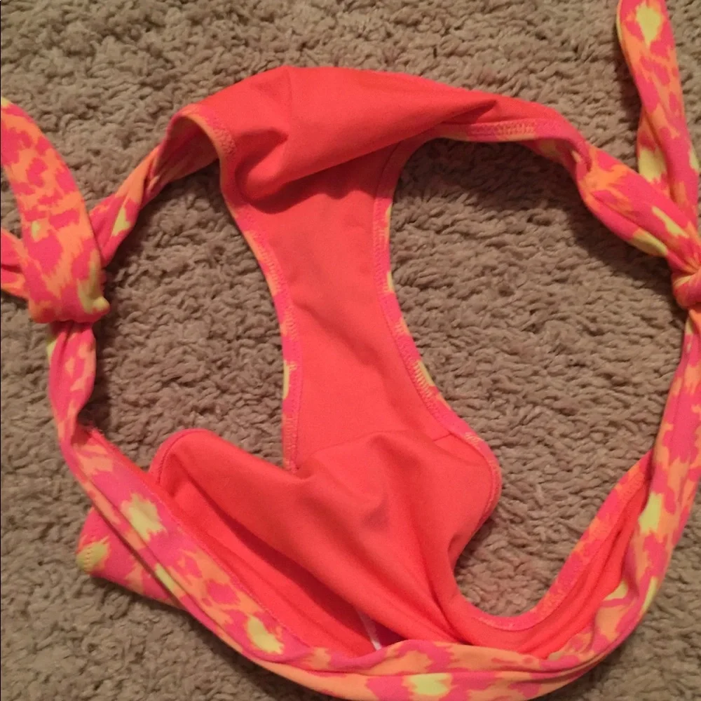 VS Neon Bikini Set - Picture 6 of 7